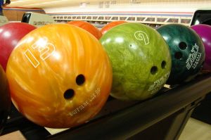 800px-Bowlingball